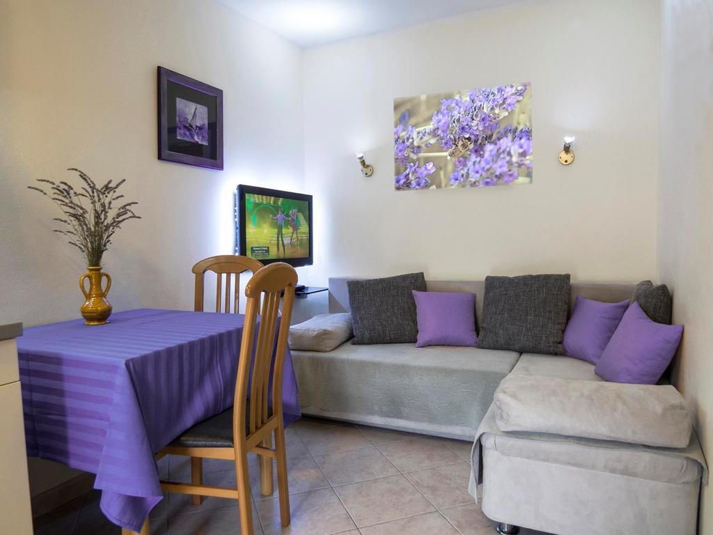 Apartments Tomasic Baska  Exterior photo