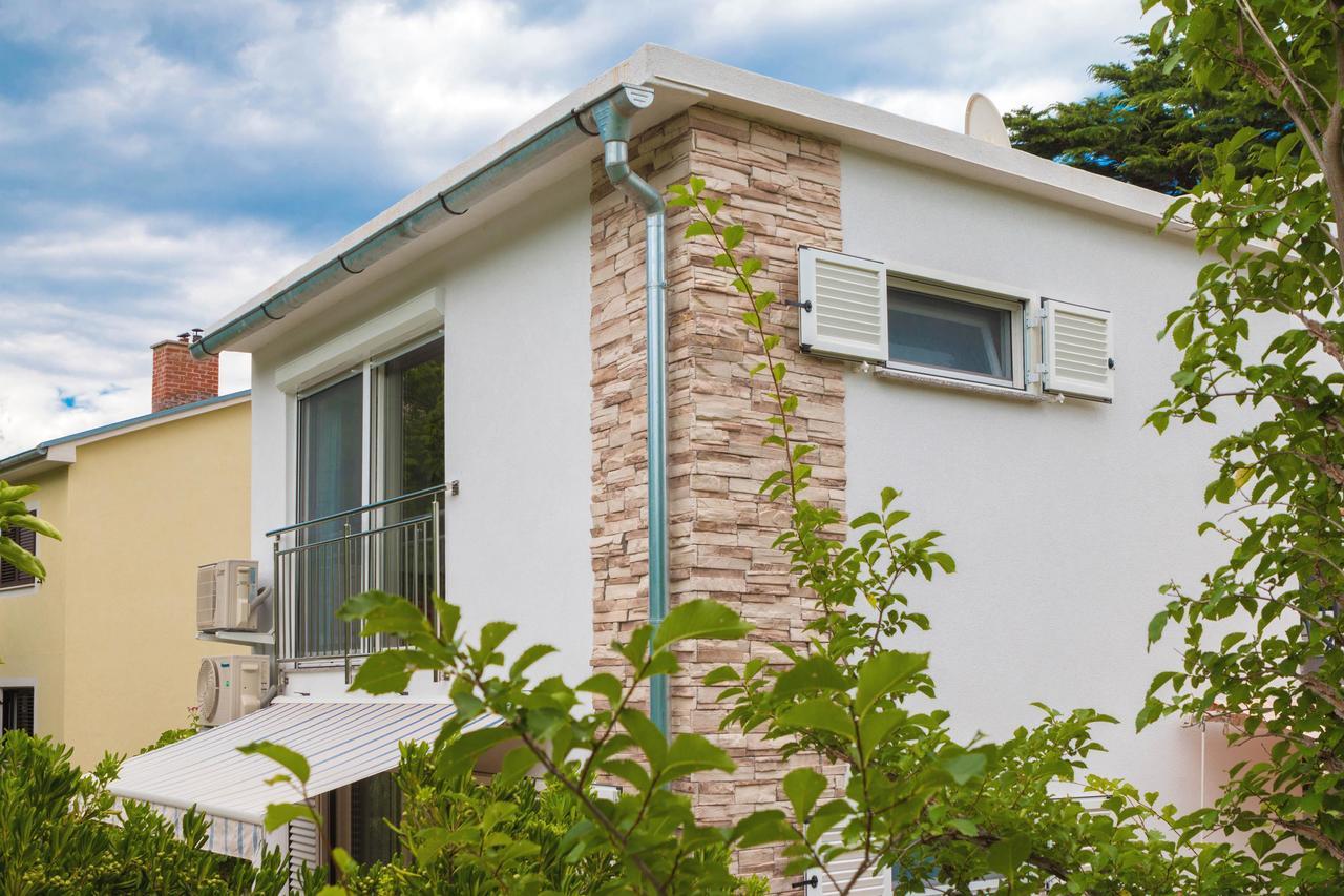 Apartments Tomasic Baska  Exterior photo